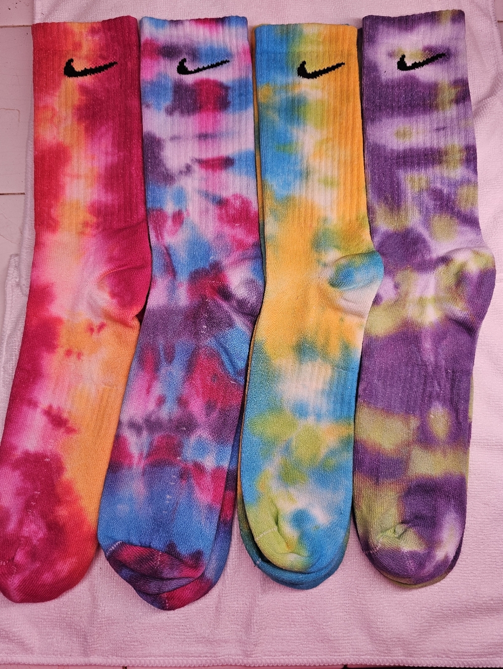 🌊🪸Nike Socks Custom Tye Dye "Coral Reef"🌊🪸 - Picture 4 of 4